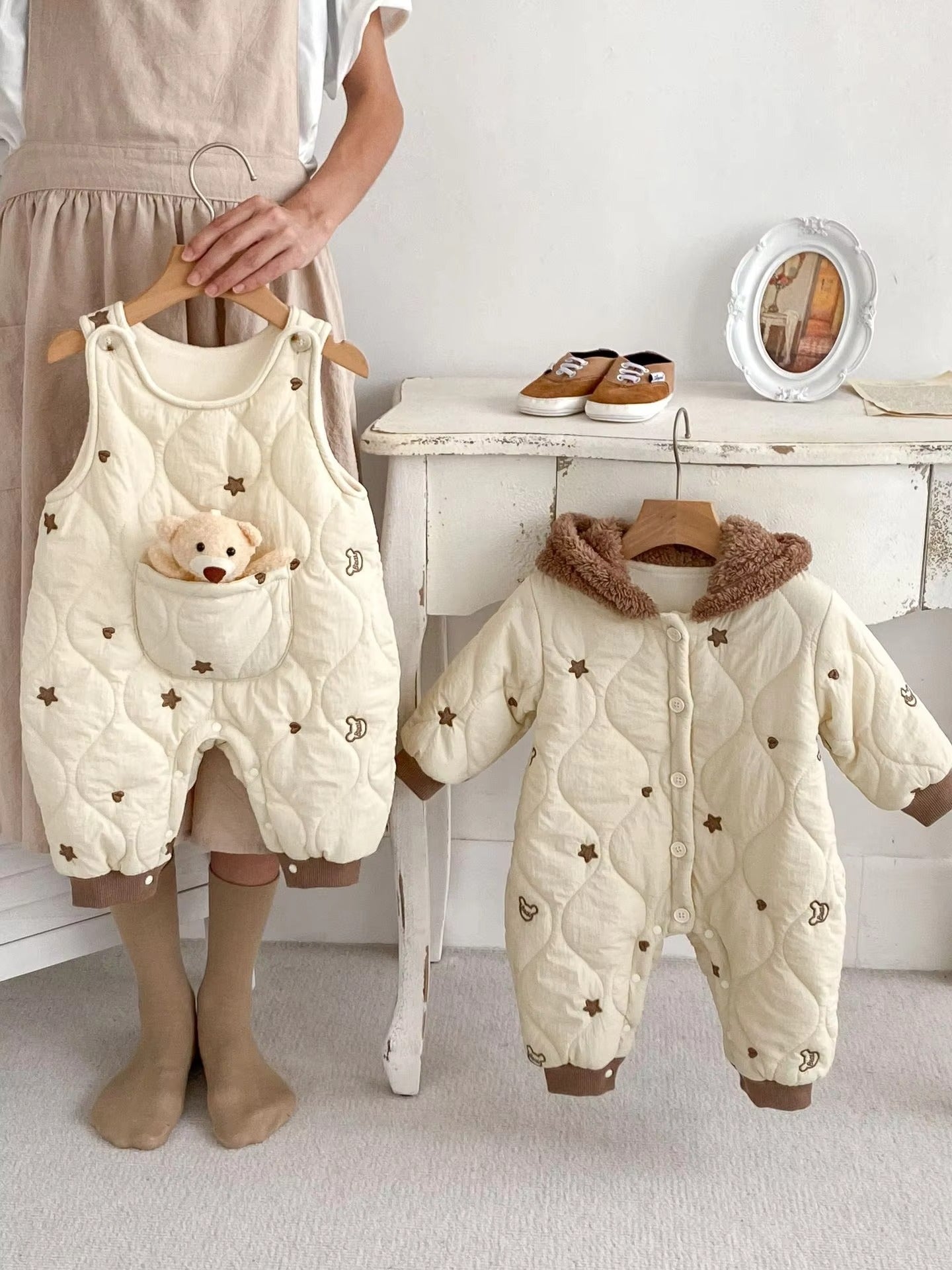 Winter Baby Hooded Romper – Thickened Organic Cotton, Oversized Bubble Ruffle