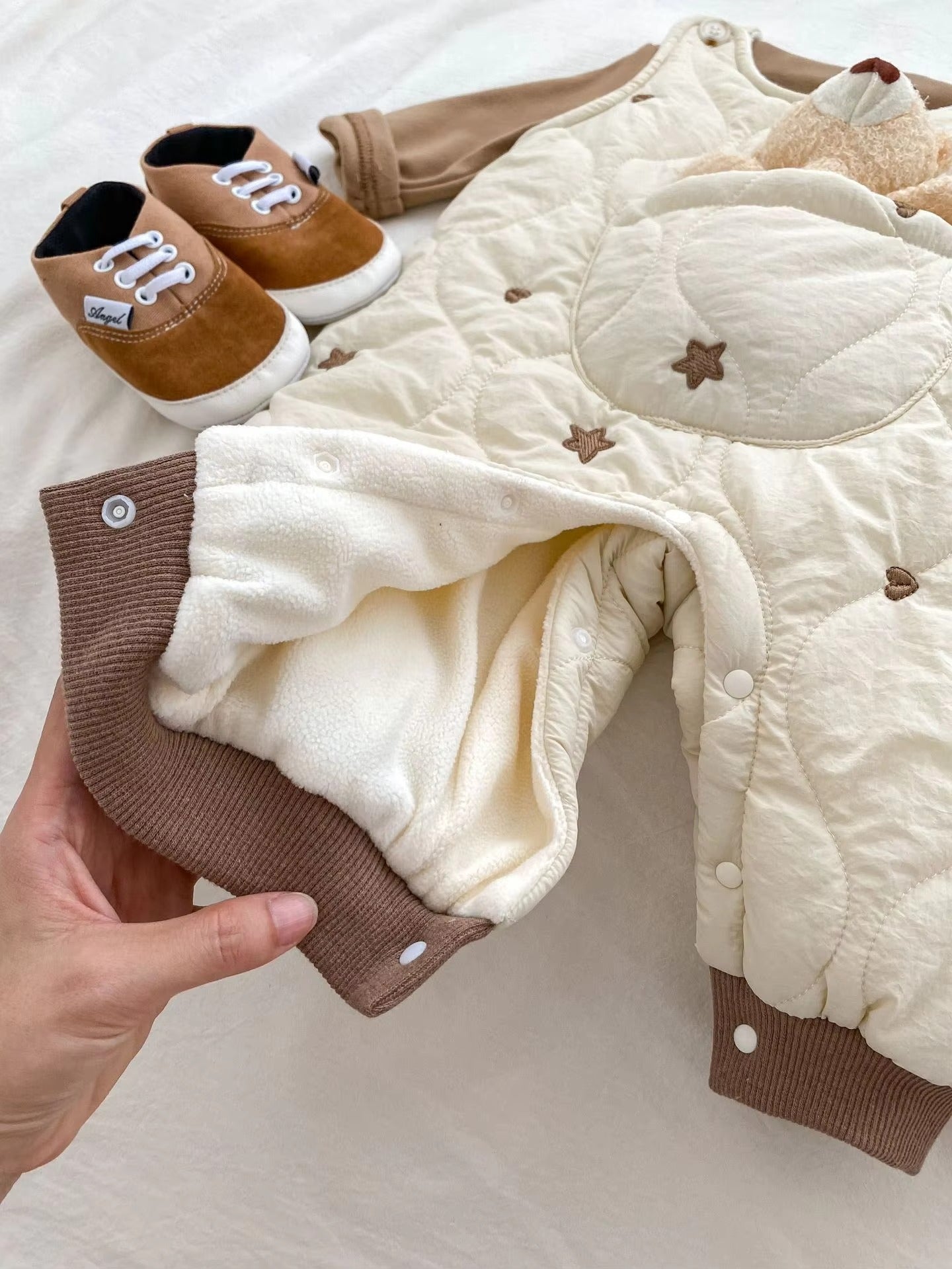 Winter Baby Hooded Romper – Thickened Organic Cotton, Oversized Bubble Ruffle