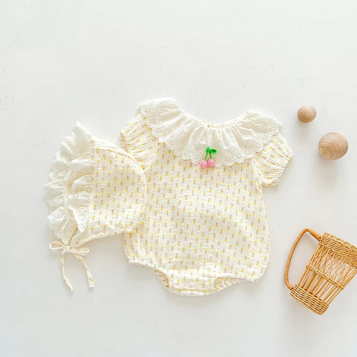 Baby Girls' Ruffled Round Neck Print Lace Romper